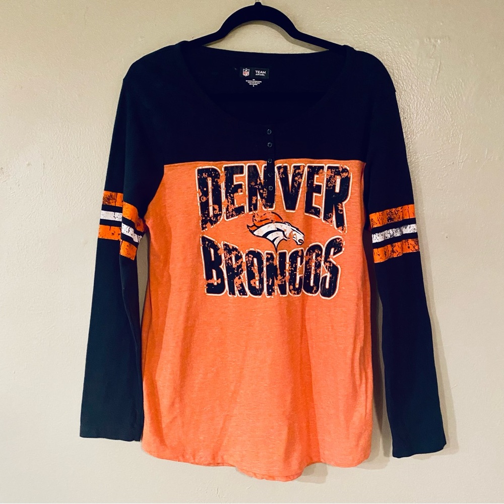 NFL Denver Broncos long sleeved t-shirt